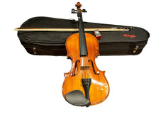 Load image into Gallery viewer, 3/4 size Violin, Excellent condition. Rental -annual fee
